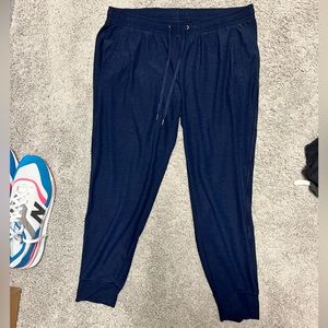 Old Navy - Breathe On Joggers - L Petite